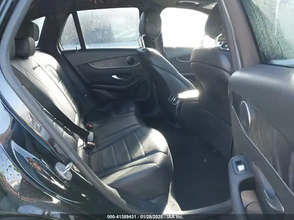 WDC0G4JB3JV046472 2018 MERCEDES-BENZ GLC - Image 8