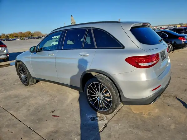 WDC0G4JB3JV054152 2018 MERCEDES-BENZ GLC - Image 2