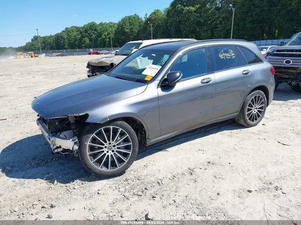 WDC0G4JB3JV054474 2018 MERCEDES-BENZ GLC - Image 2
