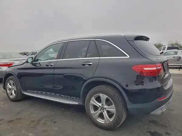 WDC0G4JB3JV063076 2018 MERCEDES-BENZ GLC - Image 2