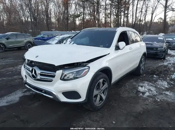 WDC0G4JB3JV067967 2018 MERCEDES-BENZ GLC - Image 2