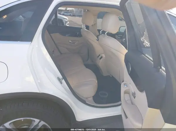 WDC0G4JB3JV077124 2018 MERCEDES-BENZ GLC - Image 8