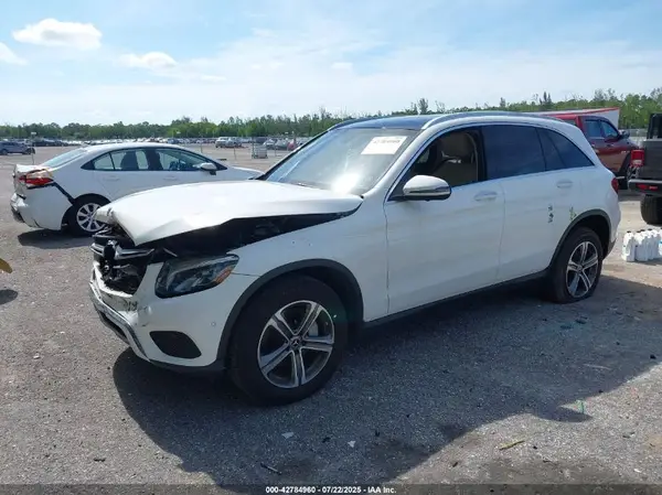 WDC0G4JB3JV078287 2018 MERCEDES-BENZ GLC - Image 2