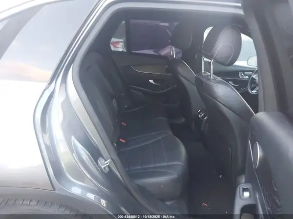 WDC0G4JB3JV080945 2018 MERCEDES-BENZ GLC - Image 8