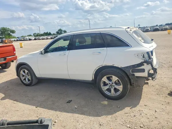 WDC0G4JB3JV101745 2018 MERCEDES-BENZ GLC - Image 2