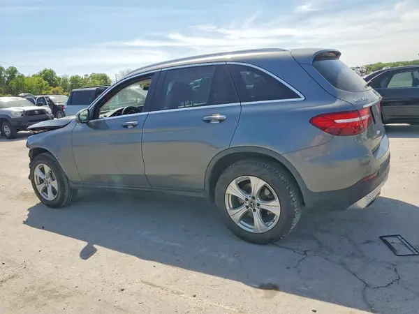 WDC0G4JB3JV113216 2018 MERCEDES-BENZ GLC - Image 2