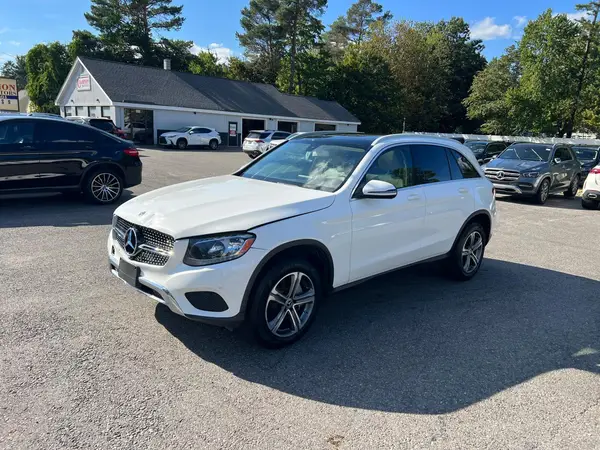 WDC0G4JB3KV137985 2019 MERCEDES-BENZ GLC - Image 2