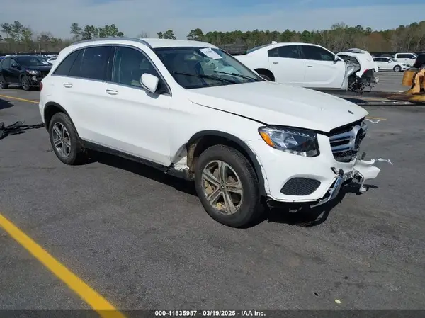 WDC0G4JB3KV150851 2019 MERCEDES-BENZ GLC - Image 1