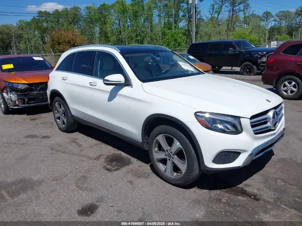 WDC0G4JB3KV162952 2019 MERCEDES-BENZ GLC - Image 1