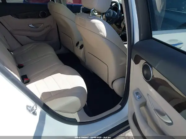 WDC0G4JB3KV162952 2019 MERCEDES-BENZ GLC - Image 8