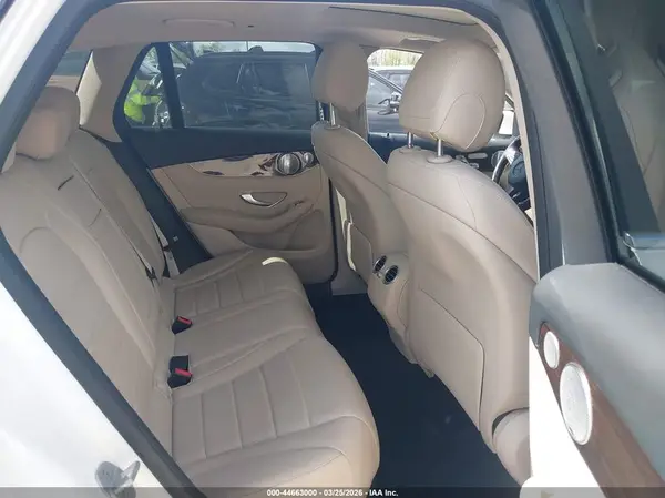 WDC0G4JB4GF016044 2016 MERCEDES-BENZ GLC - Image 8