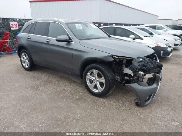 WDC0G4JB4GF016254 2016 MERCEDES-BENZ GLC - Image 1