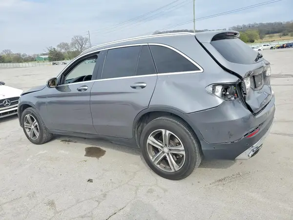 WDC0G4JB4GF019557 2016 MERCEDES-BENZ GLC - Image 2