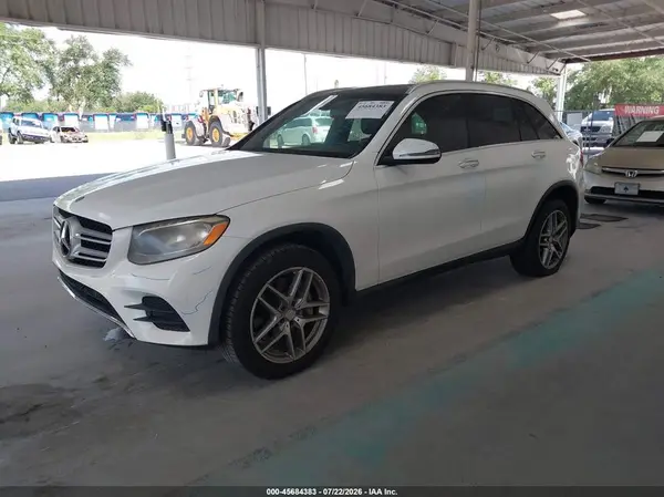 WDC0G4JB4GF023589 2016 MERCEDES-BENZ GLC - Image 2