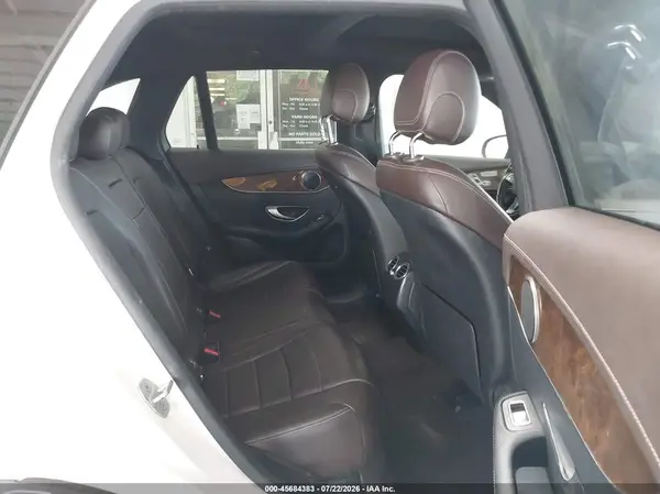 WDC0G4JB4GF023589 2016 MERCEDES-BENZ GLC - Image 8