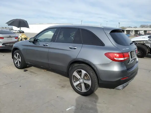 WDC0G4JB4GF031028 2016 MERCEDES-BENZ GLC - Image 2