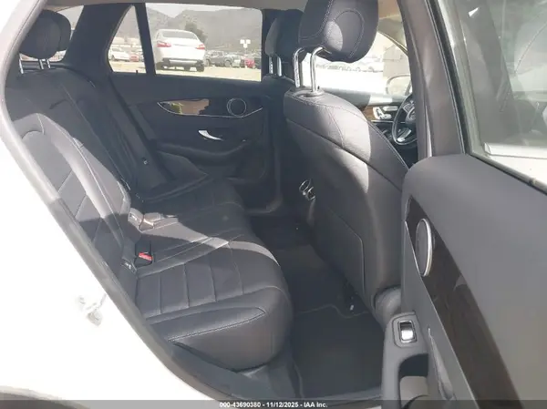 WDC0G4JB4GF032440 2016 MERCEDES-BENZ GLC - Image 8