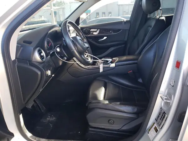 2016 MERCEDES-BENZ GLC auction photo 6