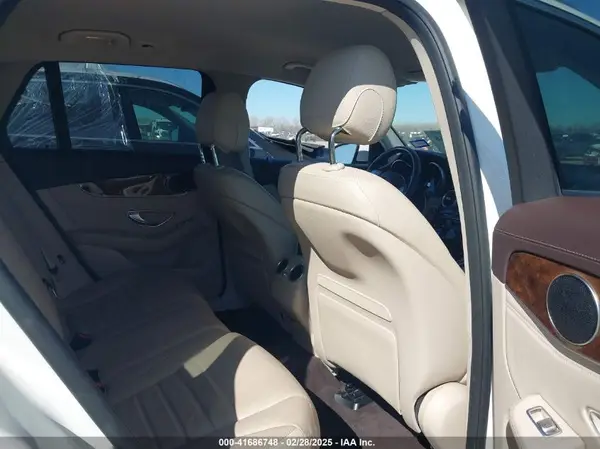 WDC0G4JB4GF055698 2016 MERCEDES-BENZ GLC - Image 8