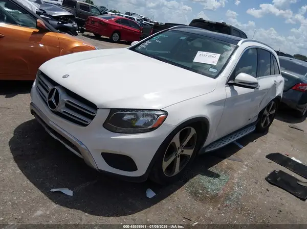 WDC0G4JB4GF062358 2016 MERCEDES-BENZ GLC - Image 2