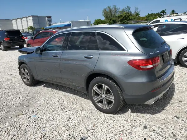 WDC0G4JB4GF078768 2016 MERCEDES-BENZ GLC - Image 2