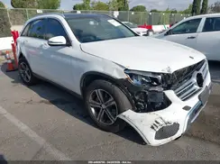 WDC0G4JB4GF082352 2016 MERCEDES-BENZ GLC