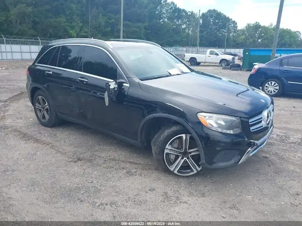 WDC0G4JB4GF108562 2016 MERCEDES-BENZ GLC - Image 1