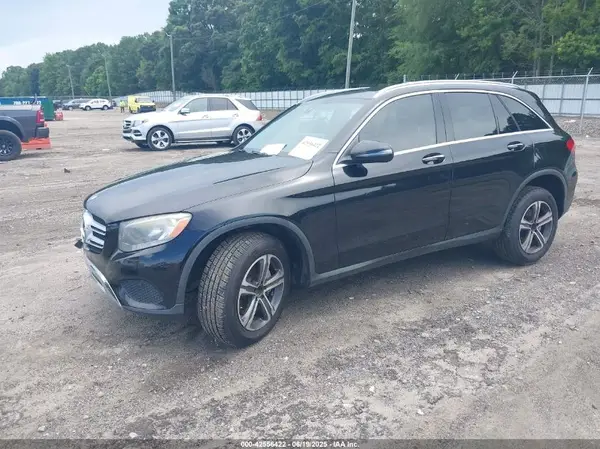 WDC0G4JB4GF108562 2016 MERCEDES-BENZ GLC - Image 2