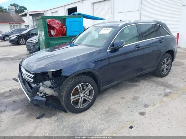 WDC0G4JB4GF109422 2016 MERCEDES-BENZ GLC - Image 2