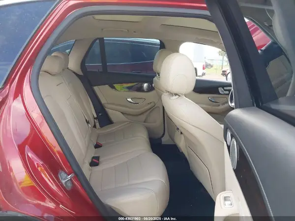 WDC0G4JB4HF121443 2017 MERCEDES-BENZ GLC - Image 8