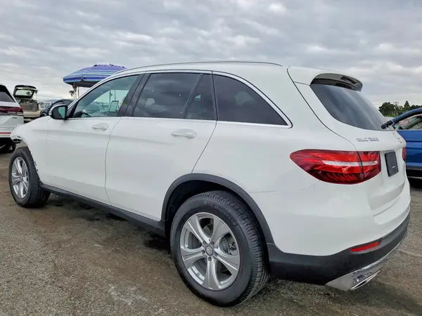 WDC0G4JB4HF143149 2017 MERCEDES-BENZ GLC - Image 2