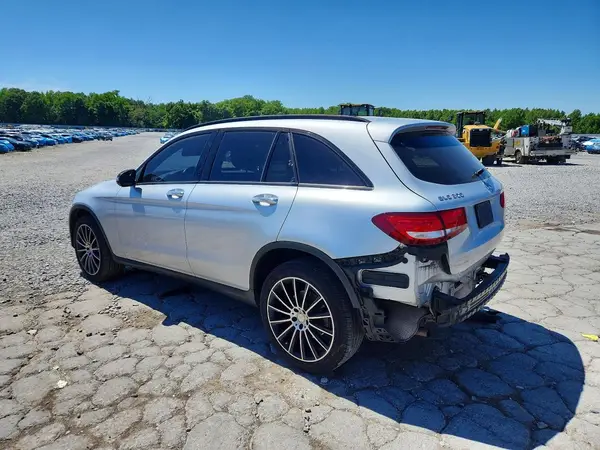 WDC0G4JB4HF144494 2017 MERCEDES-BENZ GLC - Image 2