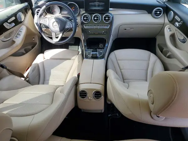 WDC0G4JB4HF174532 2017 MERCEDES-BENZ GLC - Image 8