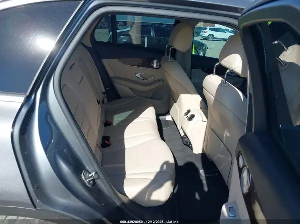 WDC0G4JB4HF184820 2017 MERCEDES-BENZ GLC - Image 8