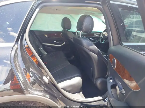 WDC0G4JB4HF185062 2017 MERCEDES-BENZ GLC - Image 8