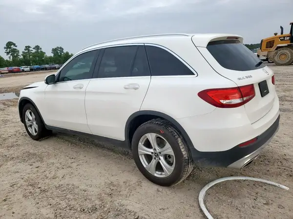 WDC0G4JB4HF225561 2017 MERCEDES-BENZ GLC - Image 2