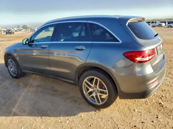 WDC0G4JB4HF245051 2017 MERCEDES-BENZ GLC - Image 2