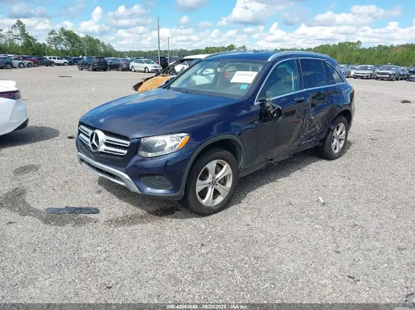 WDC0G4JB4HV009019 2017 MERCEDES-BENZ GLC - Image 2