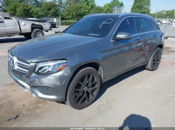 WDC0G4JB4JF404835 2018 MERCEDES-BENZ GLC - Image 2