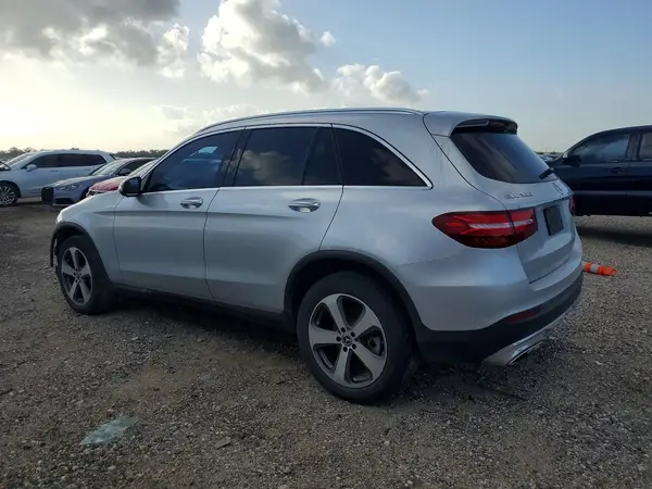 WDC0G4JB4JV015957 2018 MERCEDES-BENZ GLC - Image 2