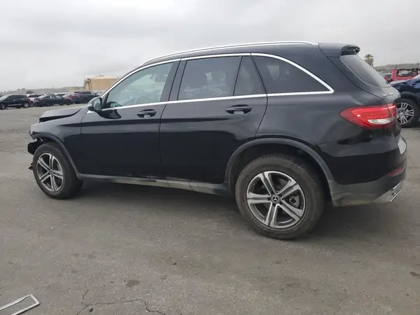 WDC0G4JB4JV019474 2018 MERCEDES-BENZ GLC - Image 2