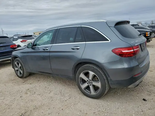 WDC0G4JB4JV025503 2018 MERCEDES-BENZ GLC - Image 2