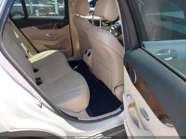 WDC0G4JB4JV039739 2018 MERCEDES-BENZ GLC - Image 8