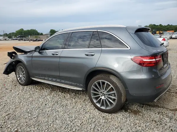 WDC0G4JB4JV042897 2018 MERCEDES-BENZ GLC - Image 2