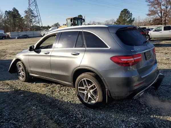 WDC0G4JB4JV054757 2018 MERCEDES-BENZ GLC - Image 2