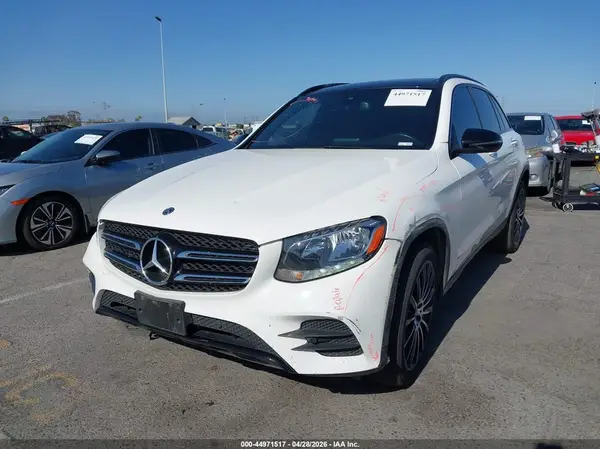 WDC0G4JB4JV063961 2018 MERCEDES-BENZ GLC - Image 2