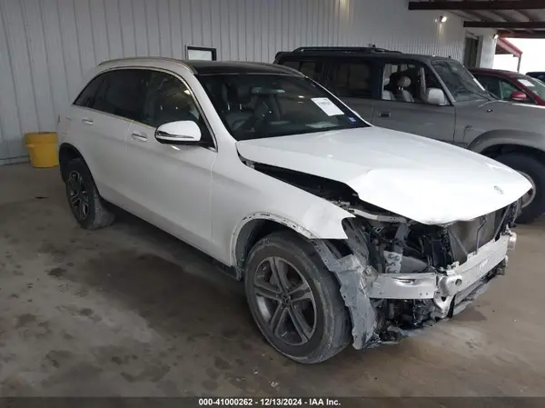 WDC0G4JB4JV064947 2018 MERCEDES-BENZ GLC - Image 1