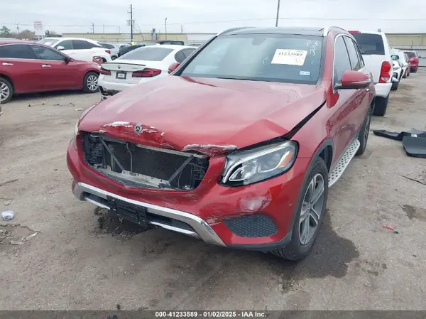 WDC0G4JB4JV072627 2018 MERCEDES-BENZ GLC - Image 2