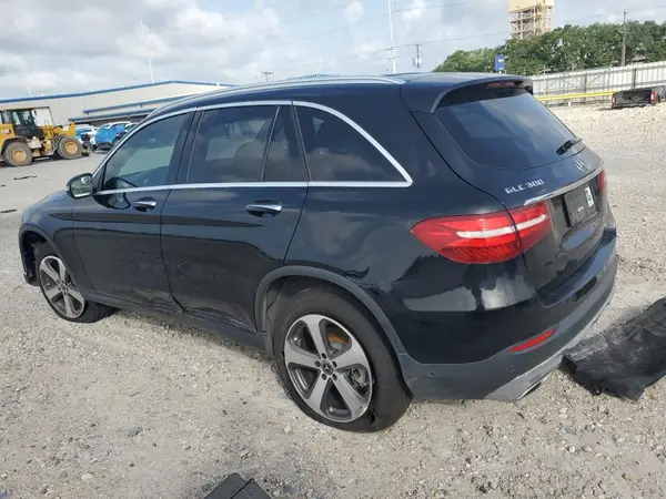 WDC0G4JB4JV076984 2018 MERCEDES-BENZ GLC - Image 2