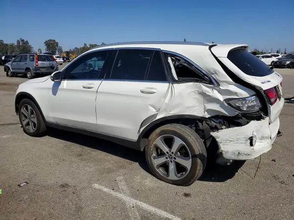 WDC0G4JB4JV079352 2018 MERCEDES-BENZ GLC - Image 2